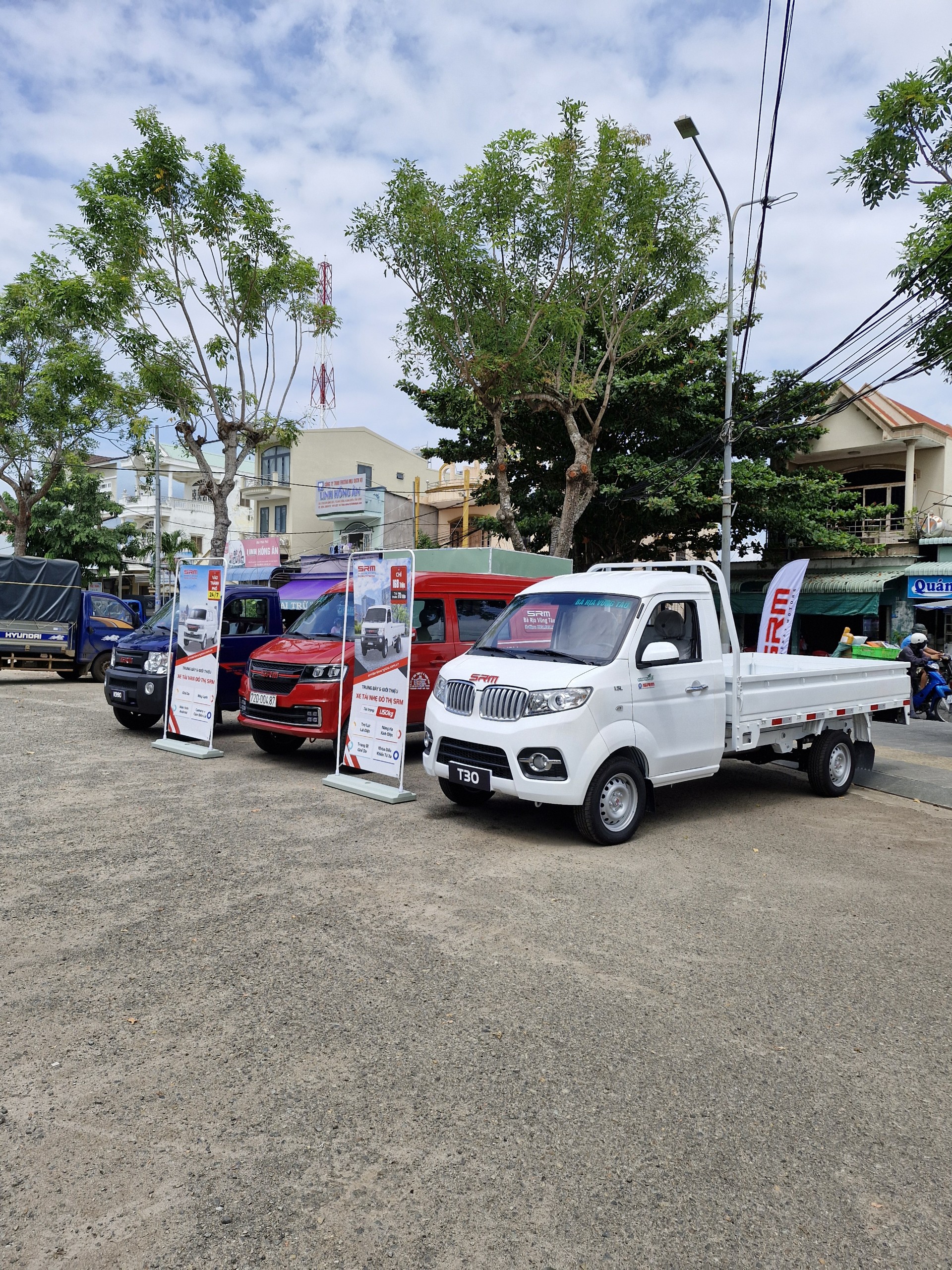 Roadshow Xe Tải Nhẹ SRM Sáng Ngày 9-8-2024: Hành Trình Khám Phá Chợ Phước Nguyên, Long Toàn, Long Điền